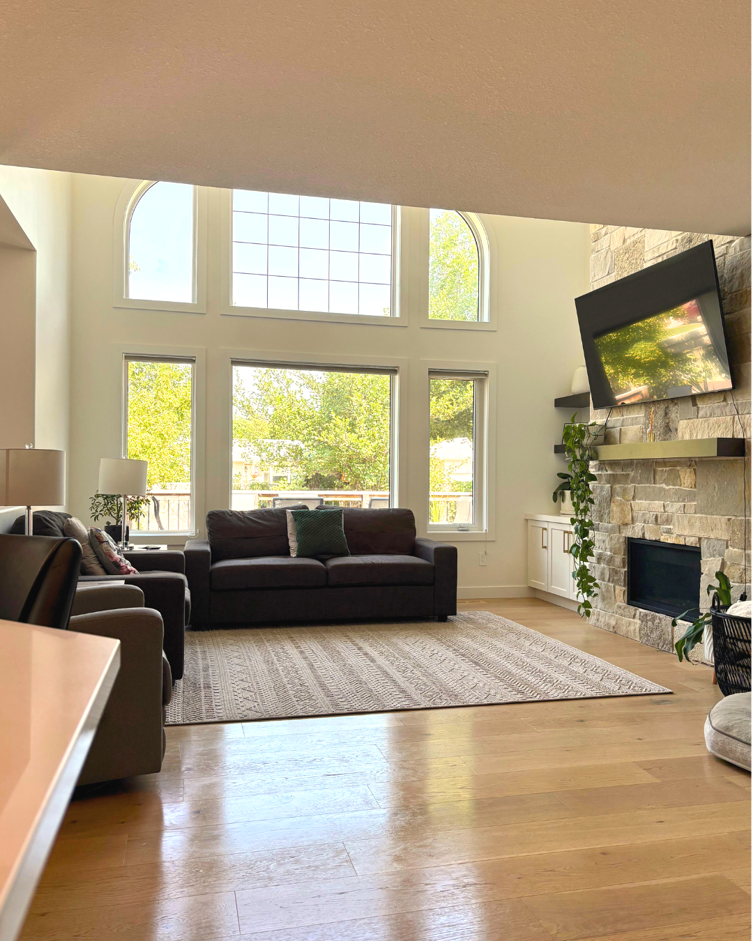 A bright, freshly cleaned open living space in a Saskatoon home